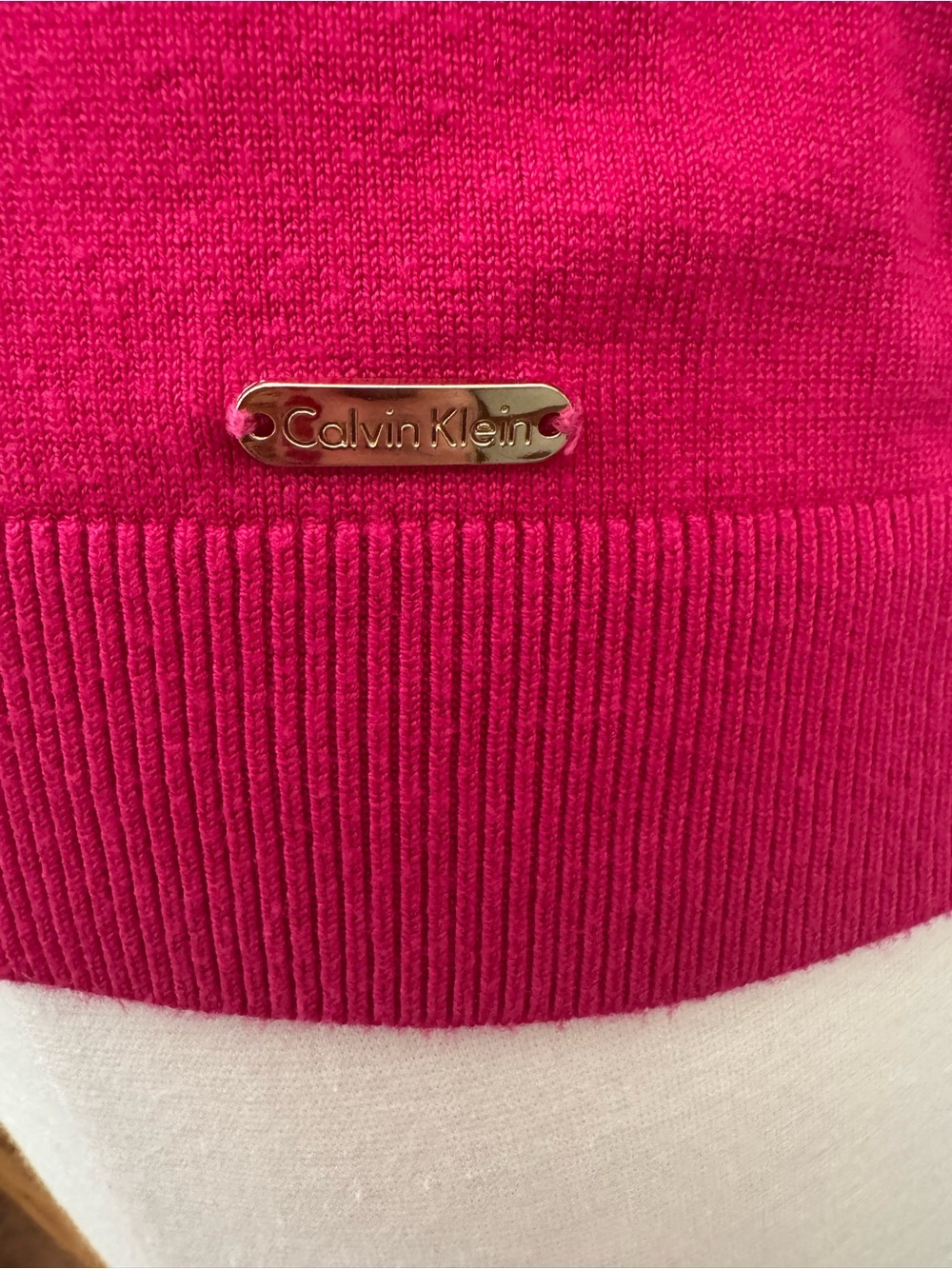 Calvin Klein Hot Pink Ribbed Crewneck Tank - Picture 4 of 7